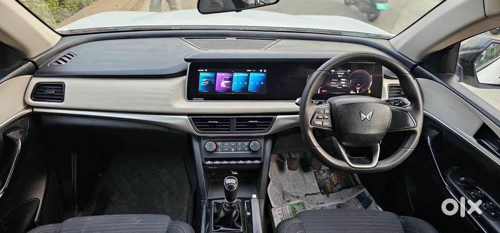 Mahindra Xuv700 2.2 Ax 5 Diesel Mt 7 Str, 2023, Diesel