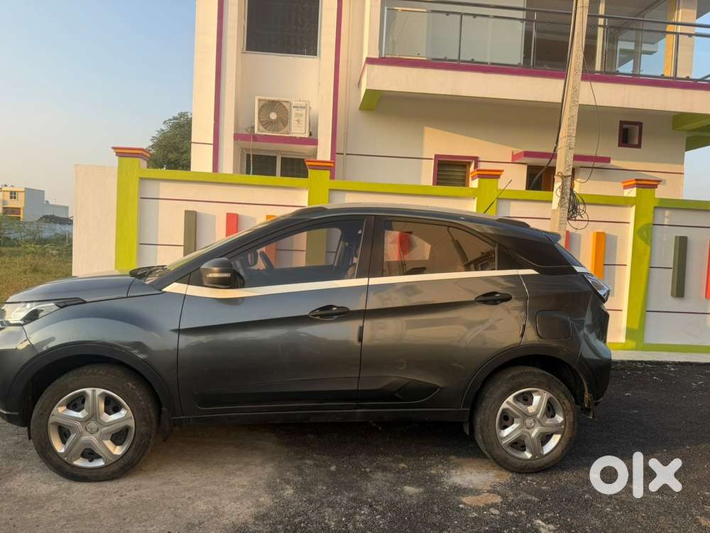 Tata Nexon 2023 Xm(s) Sunroof Variant For Sale