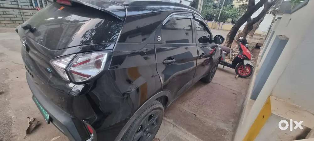Tata Nexon Ev Max 202324 Top End Sunroof Dark Edition