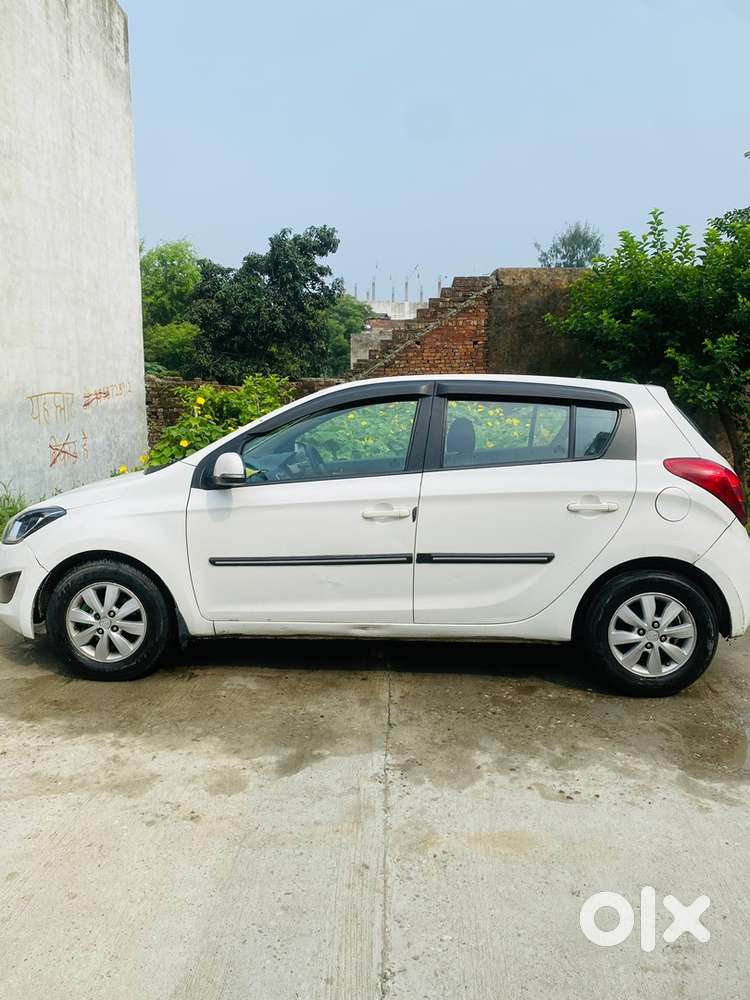 Hyundai I20 2012 Diesel Good Condition Car