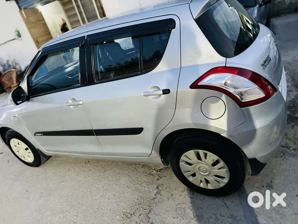 Maruti Suzuki Swift Vxi Optional, 2012, Petrol