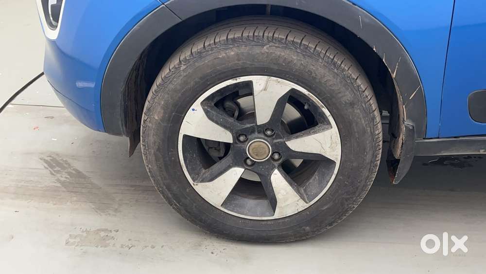 Tata Nexon 1.2 Revotron Xz Plus Dual Tone, 2018, Petrol