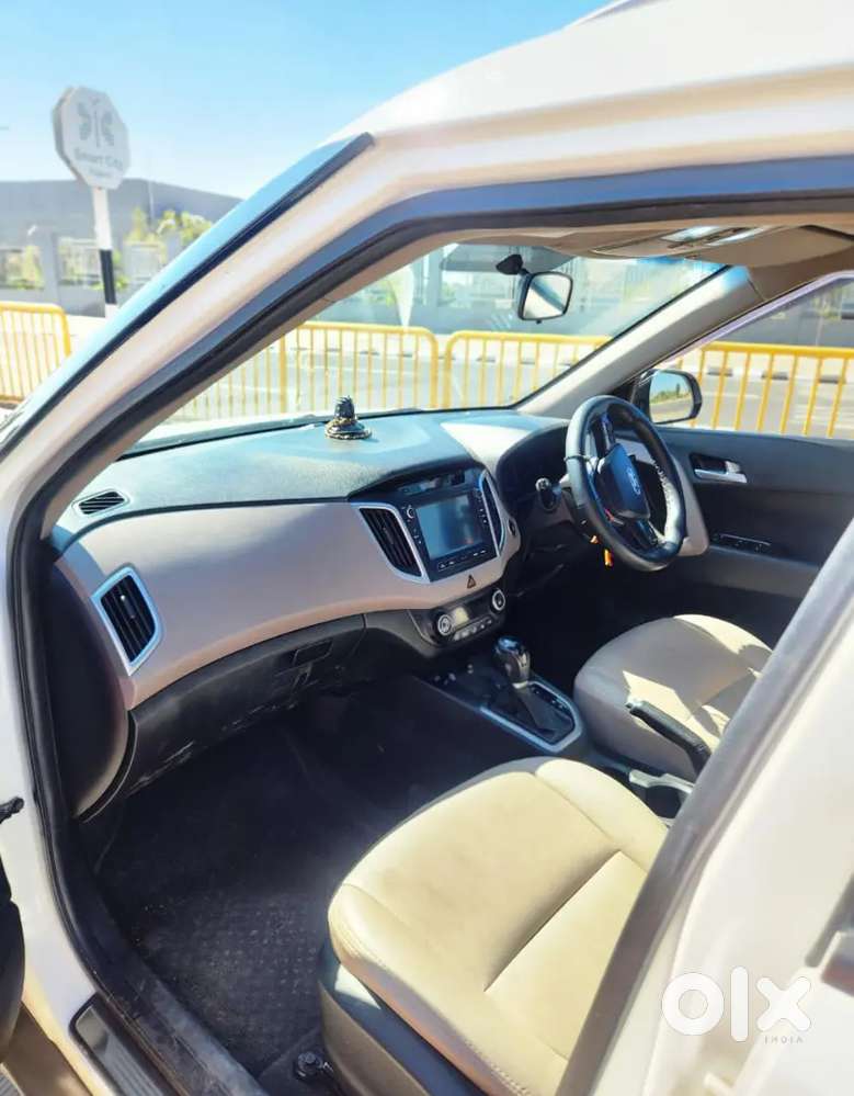 Creta Sx Plus (o) Automatic Top Model