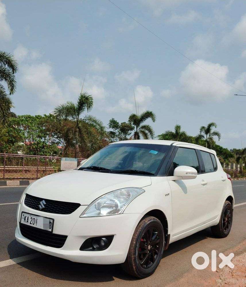 Maruti Suzuki Swift Vvt Zxi, 2012, Petrol