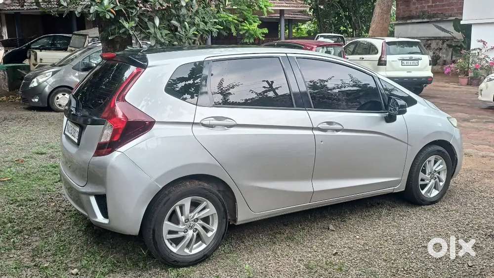 Honda Jazz Automatic 2016 Petrol 74000 Km Driven