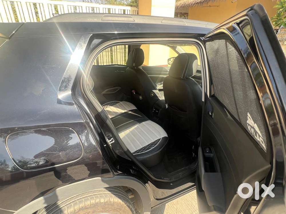 Skoda Kylaq Signature At, 2025, Petrol