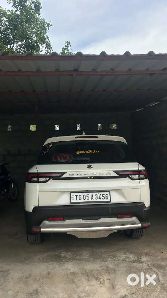 Maruti Brezza Zxi 2023 Plus