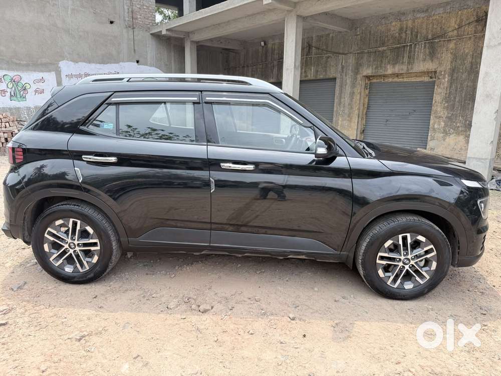Hyundai Venue Sx (o) Mt 1.5 Diesel, 2024, Diesel