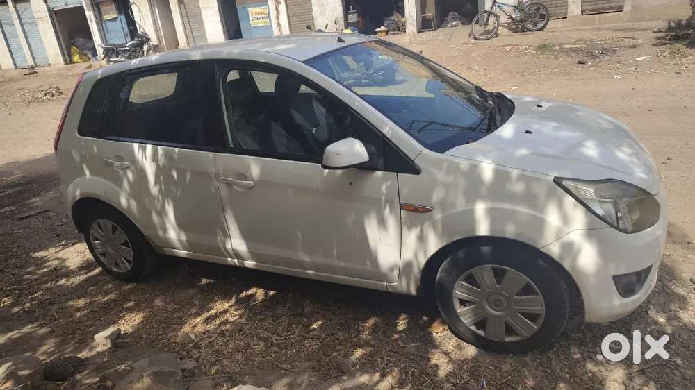 Ford Figo Diesel 1.4 For Sell. 2010 Model. White Colour.