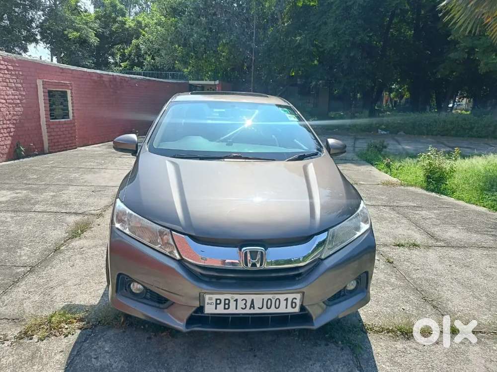 Honda City 2014 Sunroof Model Petrol Well Maintained Car