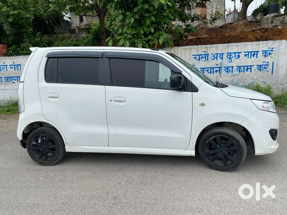Maruti Suzuki Wagon R Stingray 2014 Petrol Well Maintained