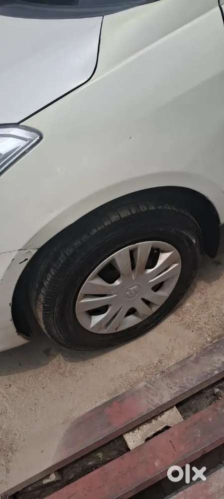 Maruti Suzuki Dzire Vxi 2015
