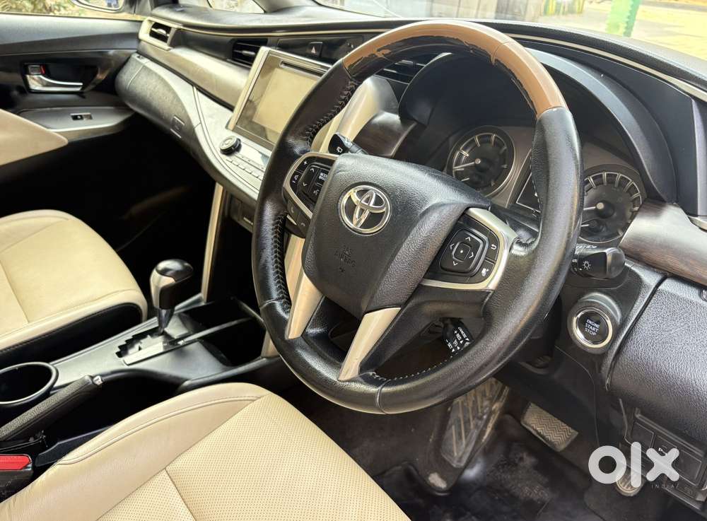 Toyota Innova Crysta 2.8z Automatic, 2019, Diesel
