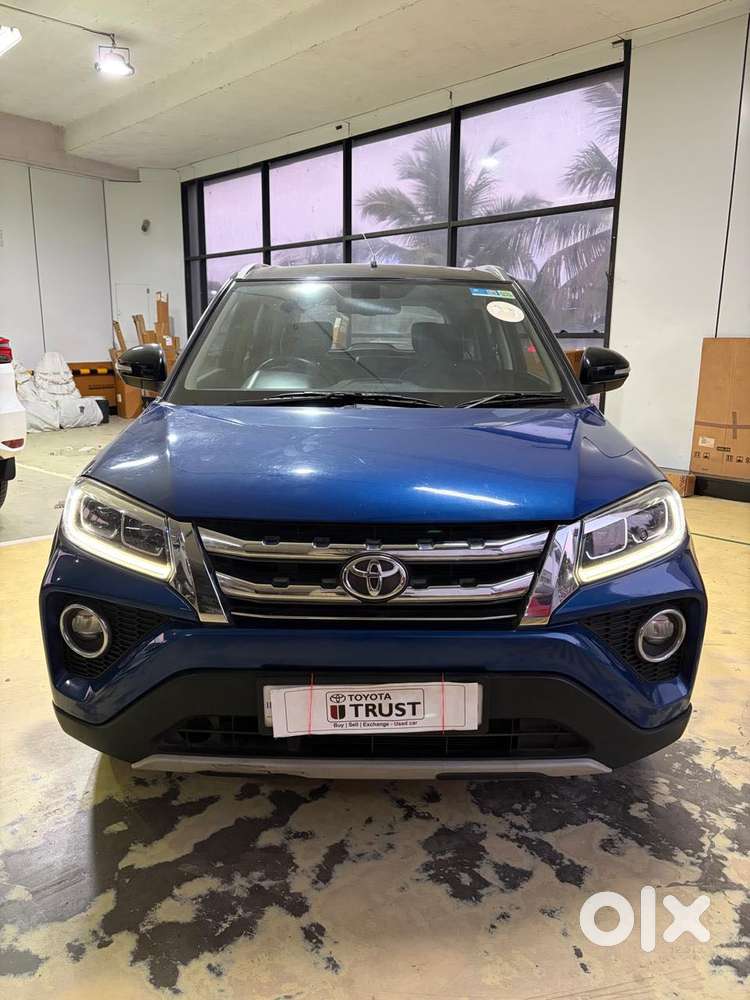 Toyota Urban Cruiser 1.5 Premium Grade At, 2022, Petrol