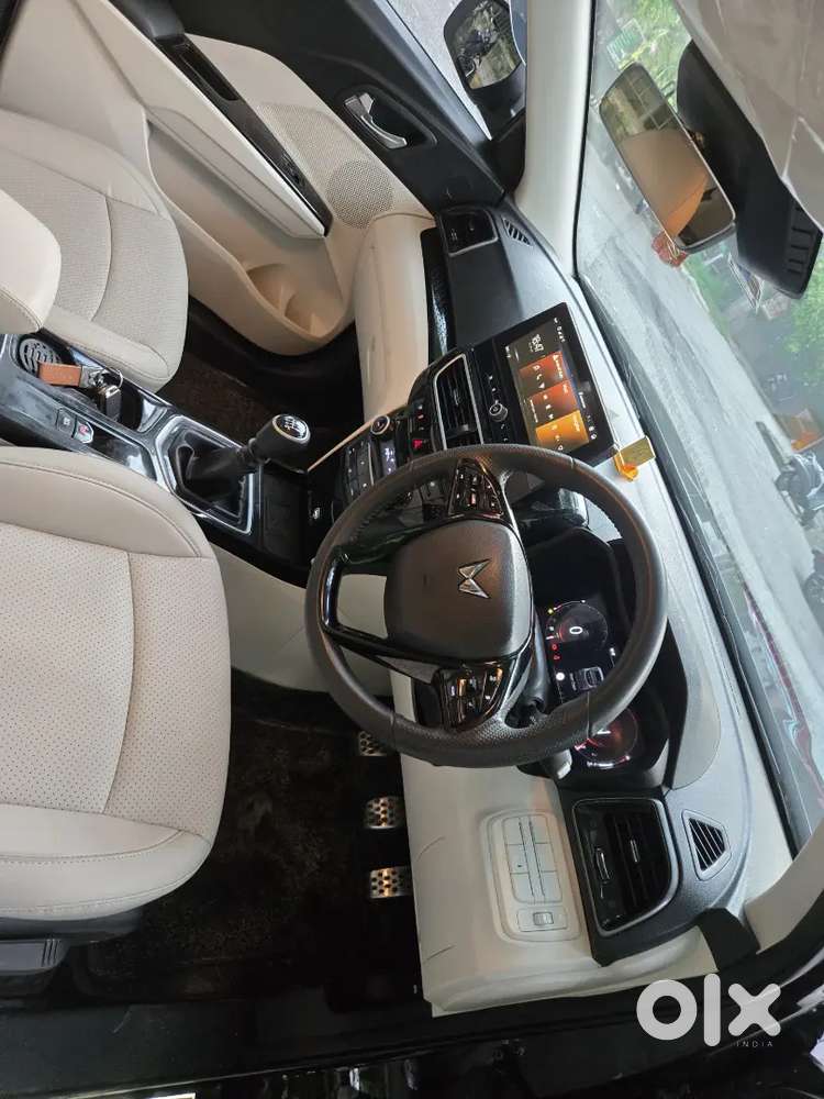Mahindra Xuv 3xo 2024 Car