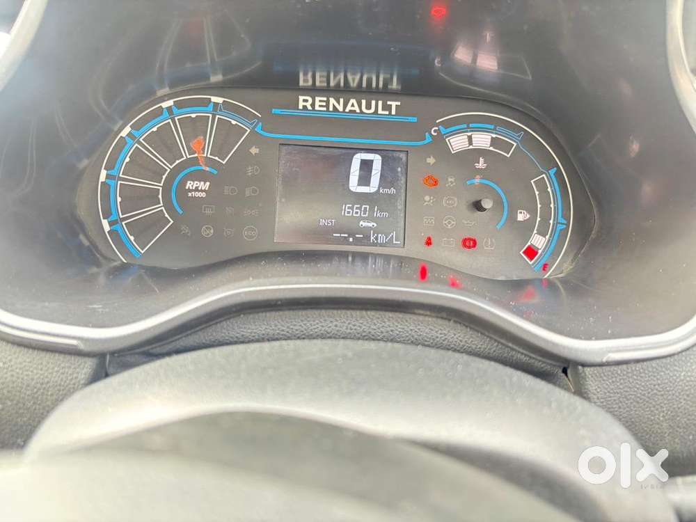 Renault Triber 2023 Petrol Well Maintained