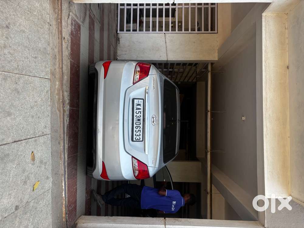 Hyundai Verna 1.6 Vtvt  32k Km  2nd Owner  Non-accidental  Leather