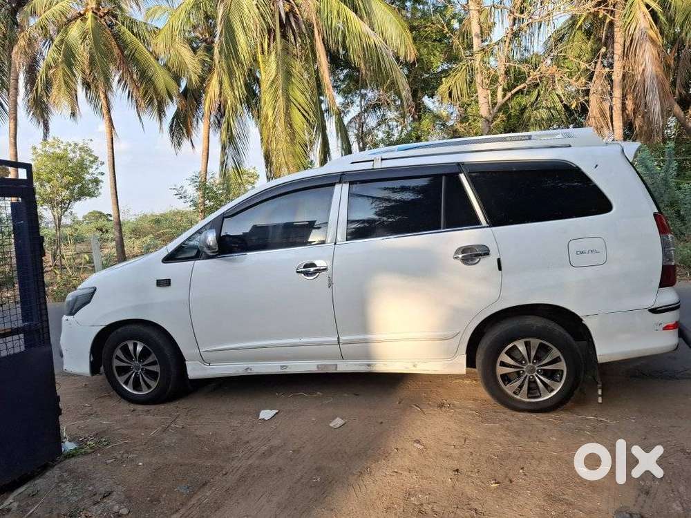 Toyota Innova 2.5 G (diesel) 8 Seater, 2016, Diesel
