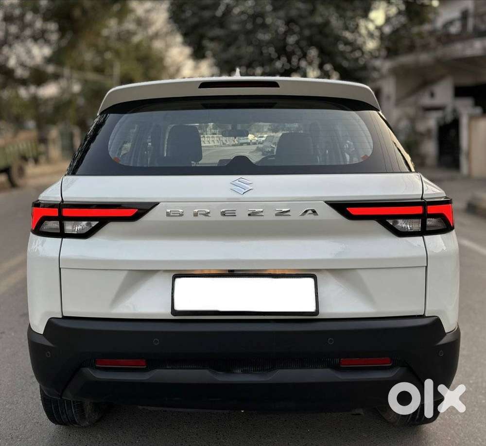 Maruti Suzuki Brezza 1.5 Vxi Smart Hybrid, 2024, Petrol