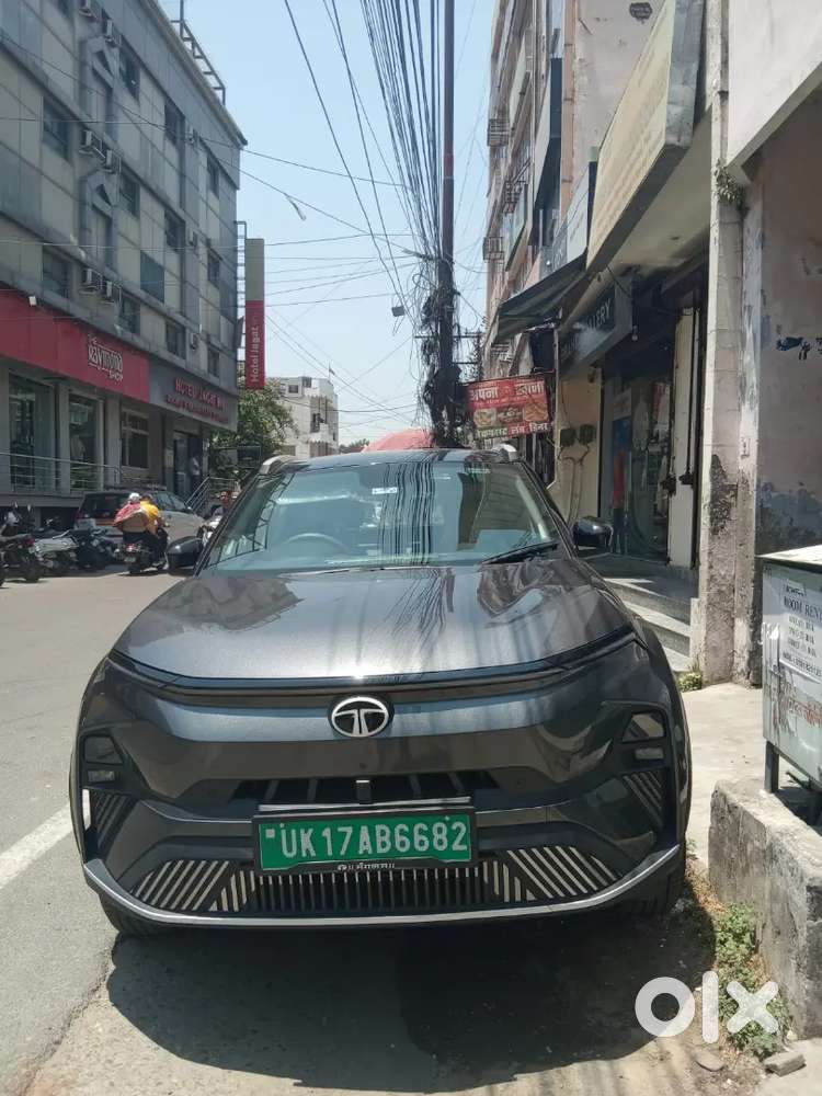 Nexon Ev Empowered Dark Grey .