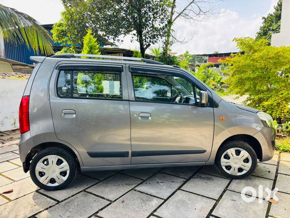 Maruti Suzuki Wagon R Vxi Amt, 2017, Petrol