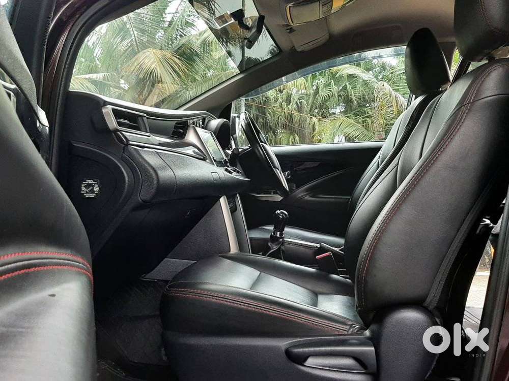 Toyota Innova Crysta [2020-ongoing] 2.4 Vx 8 Str, 2021, Diesel