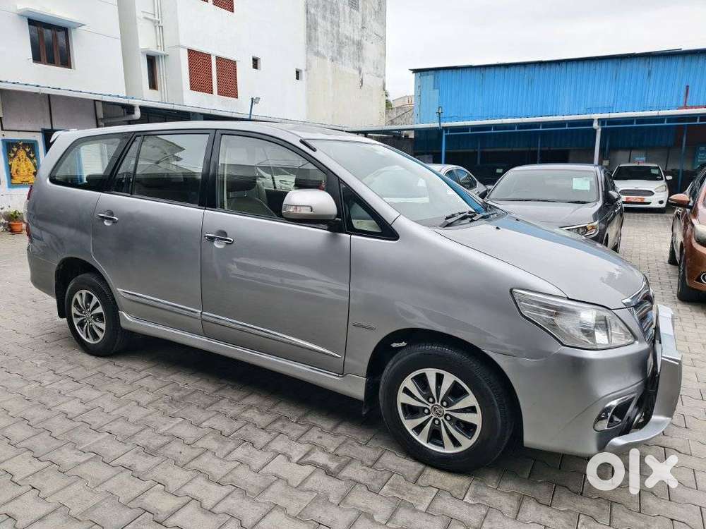 Toyota Innova 2.5 V 8 Str, 2015, Diesel