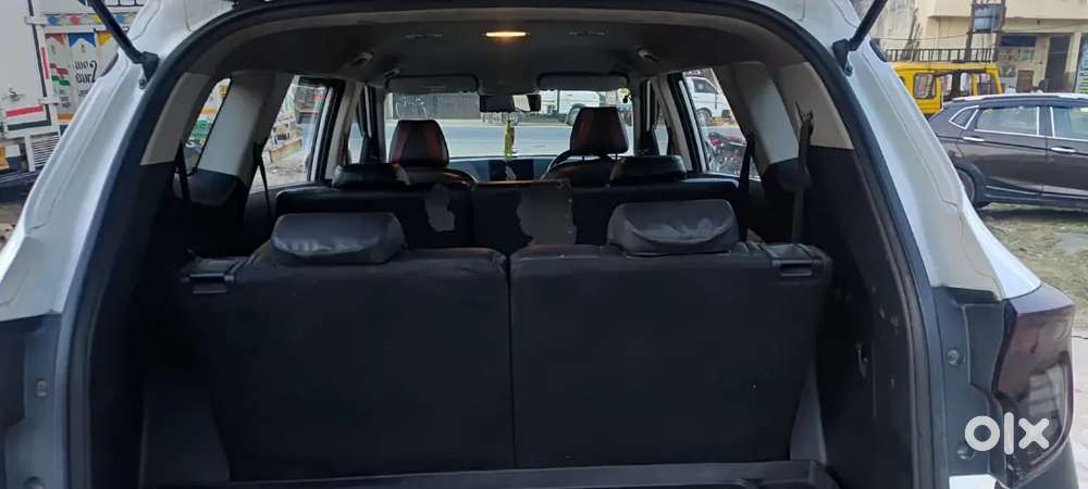 Kia Carens 2023 Diesel 90000 Km Driven