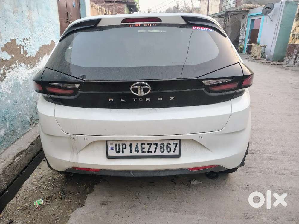 786_ Car No Tata Altroz A1 Condition