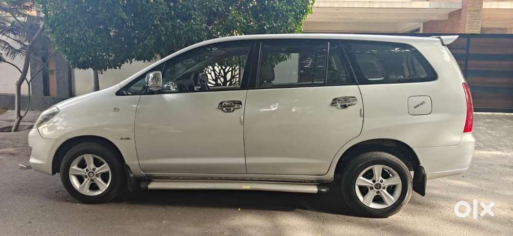 Toyota Innova 2.5 G4 Diesel 7-seater, 2007, Diesel