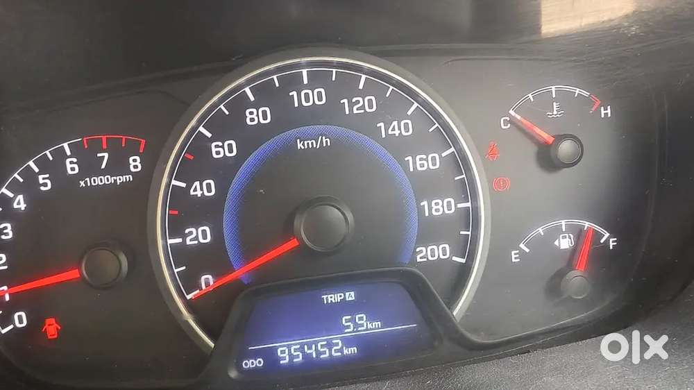 Hyundai Aura 1.2 E Petrol 2015