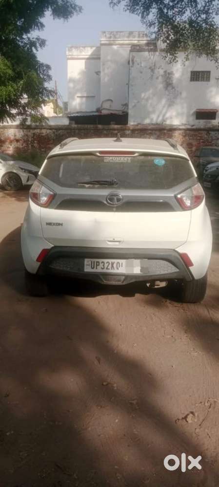 Tata Nexon 1.2 Revotron Xza Plus, 2019, Petrol