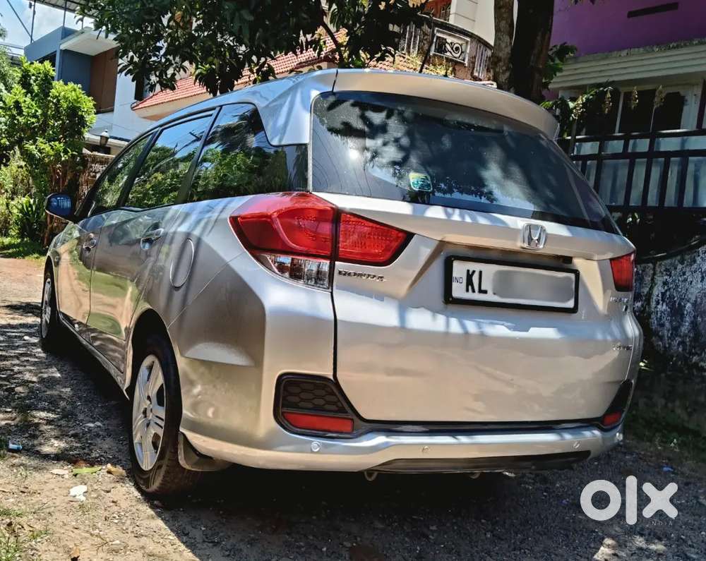 Honda Mobilio 7 Seat 2016 Diesel Well Maintained