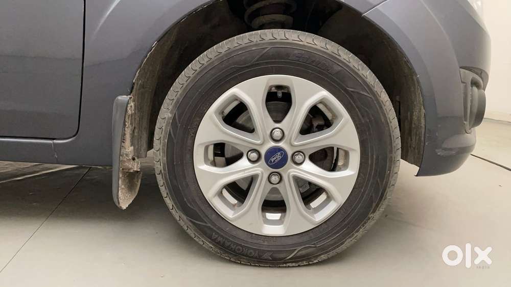 Ford Figo Petrol Zxi, 2013, Petrol