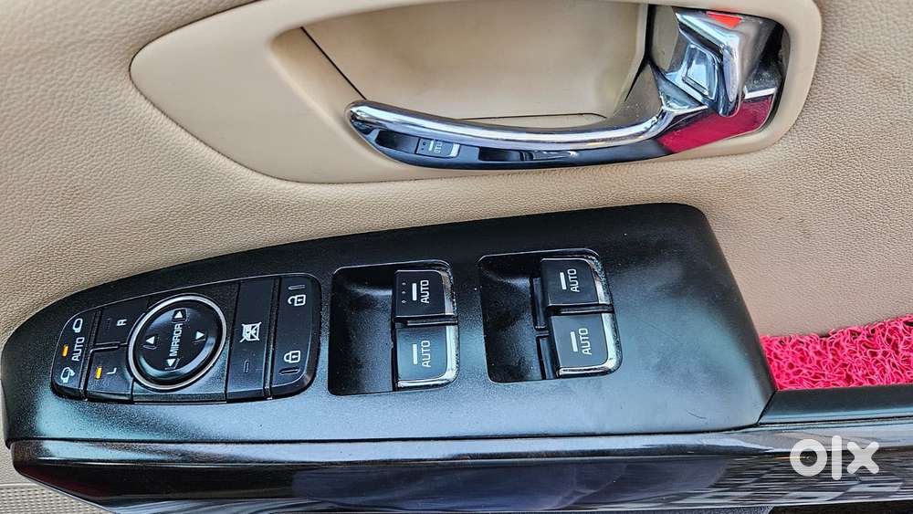 Kia Carnival Limousine Plus 7 Str, 2021, Diesel