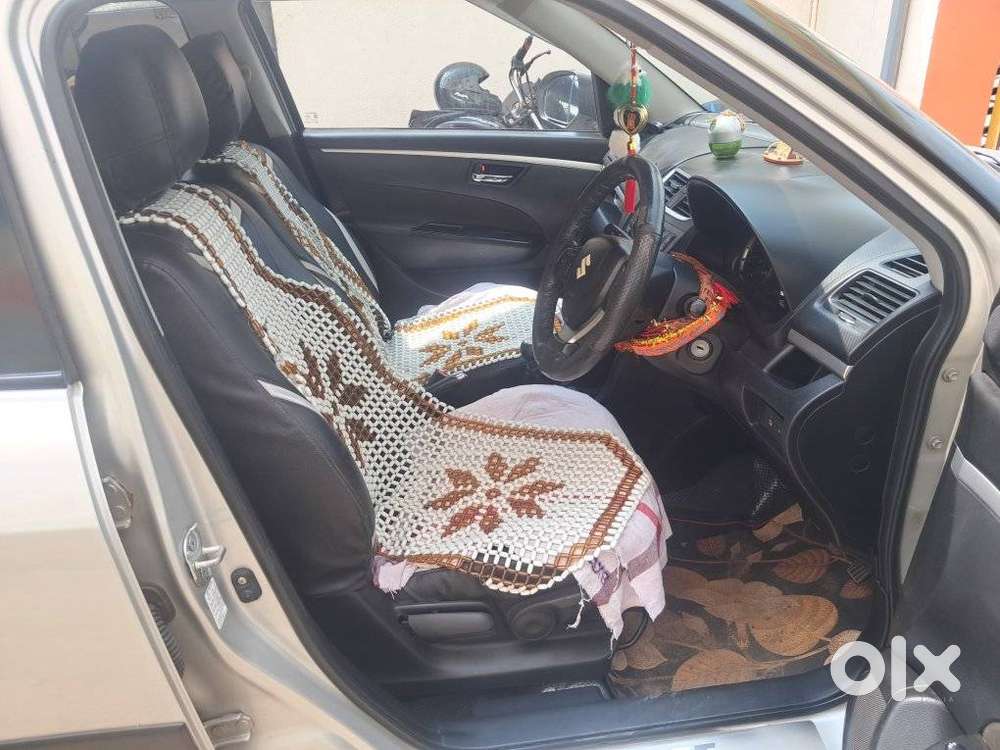 Maruti Suzuki Swift Vvt Zxi, 2013, Petrol