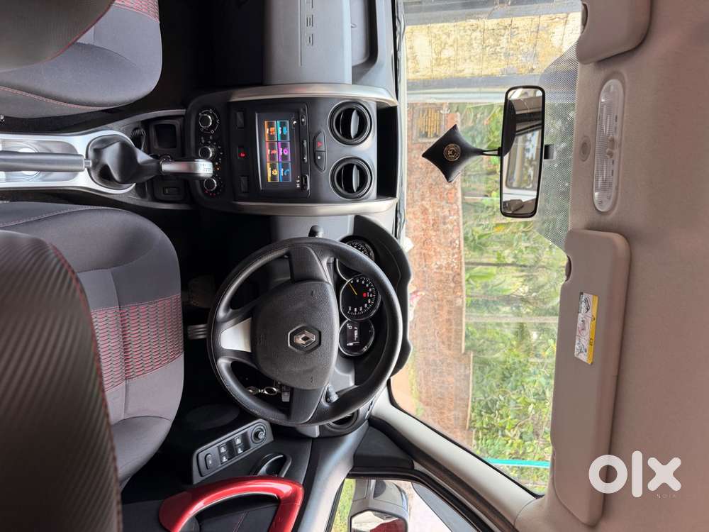 Renault Duster (2019)_27060 Km_ 1.5 Rxs Cvt Petrol