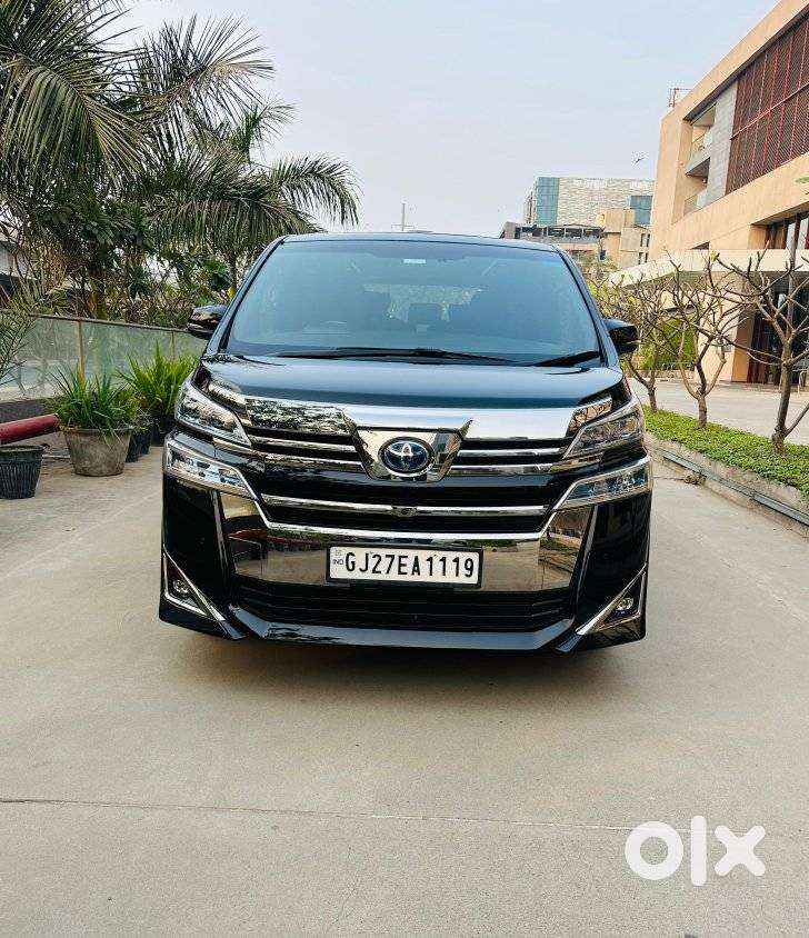 Toyota Vellfire Vip – Executive Lounge, 2021, Petrol