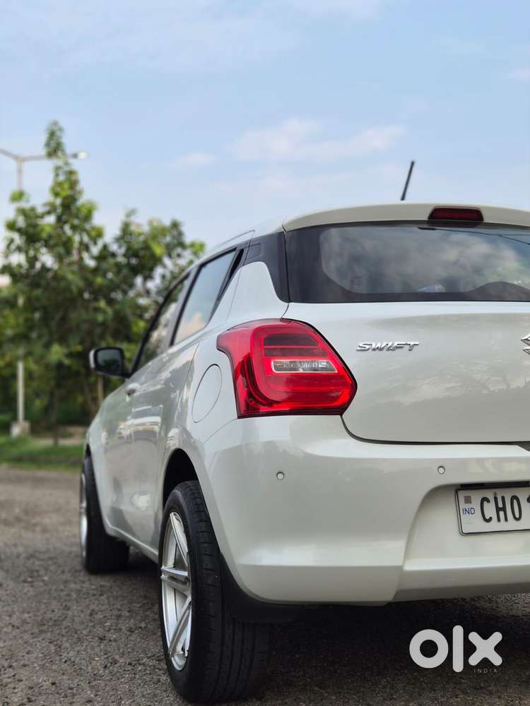 Maruti Suzuki Swift Vxi Optional, 2021, Petrol