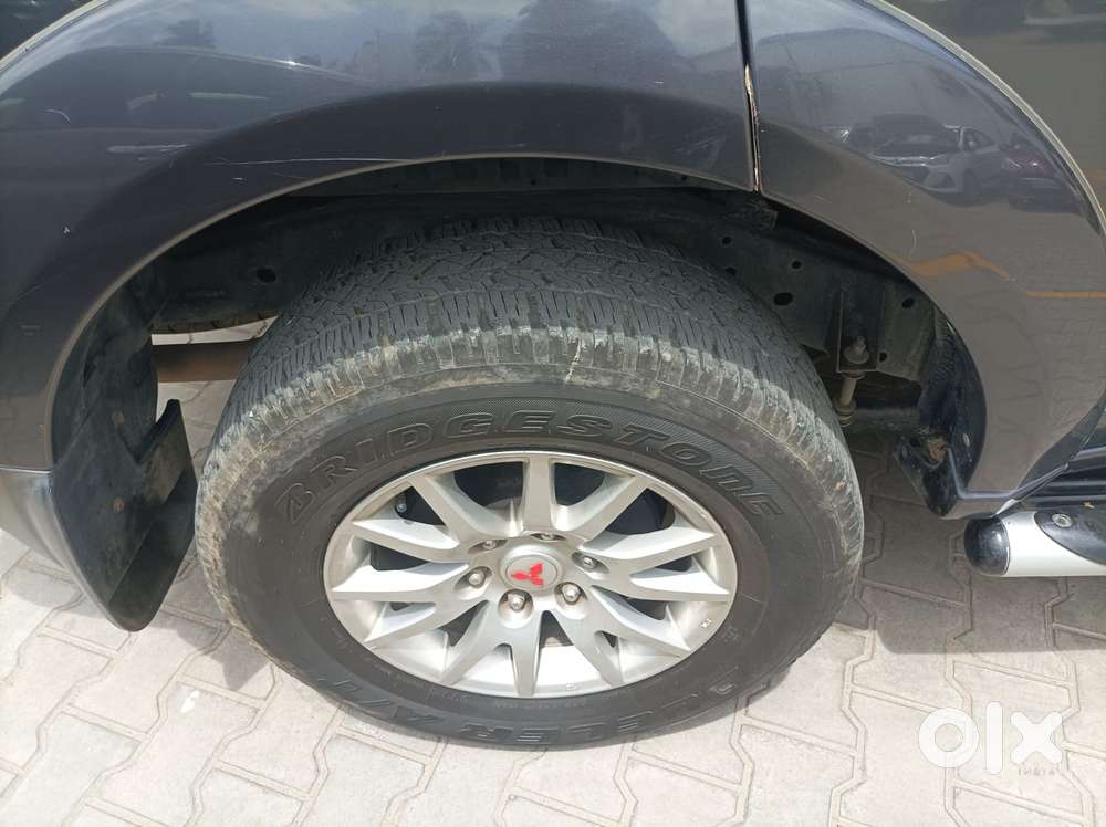 Mitsubishi Pajero Sport 2.5 Automatic, 2015, Diesel
