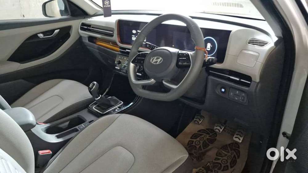 Almost Brand New Creta Diesel Manual King Edition - Dual Tone
