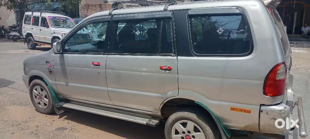 Chevrolet Tavera Neo 2016