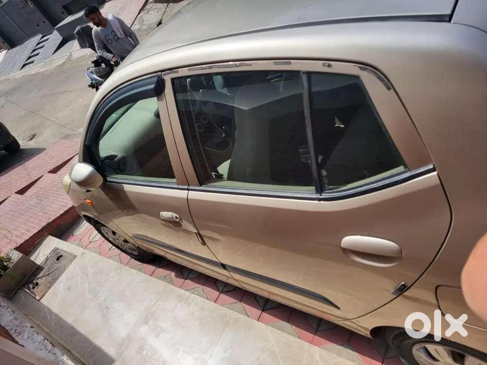 Hyundai I10 2009 Petrol 70000 Km Driven