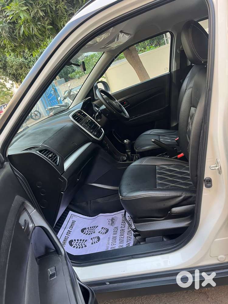 Maruti Suzuki Brezza 1.5 Vxi Smart Hybrid, 2020, Petrol