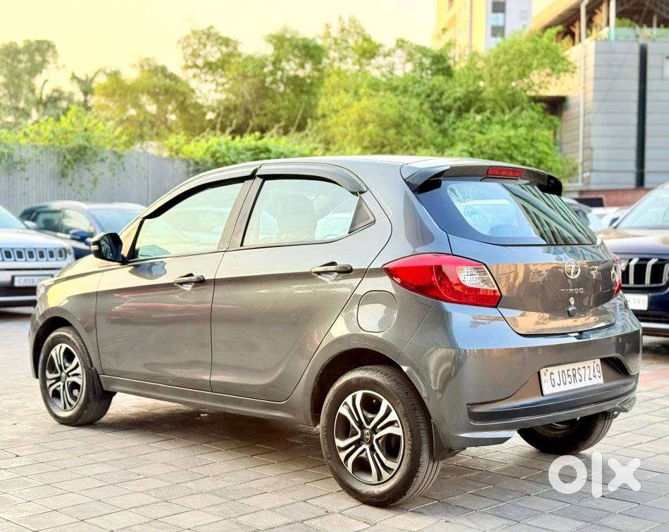 Tata Tiago Xt Icng, 2022, Petrol