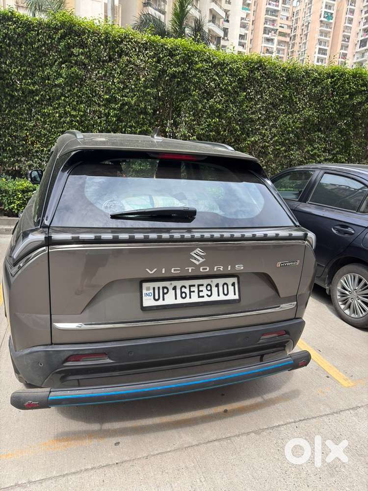 Maruti Suzuki Victoris 2025 Stong Hybrid