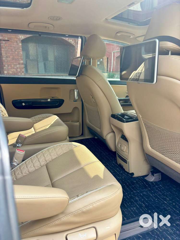 Kia Carnival Limousine Plus 7 Str, 2022, Diesel
