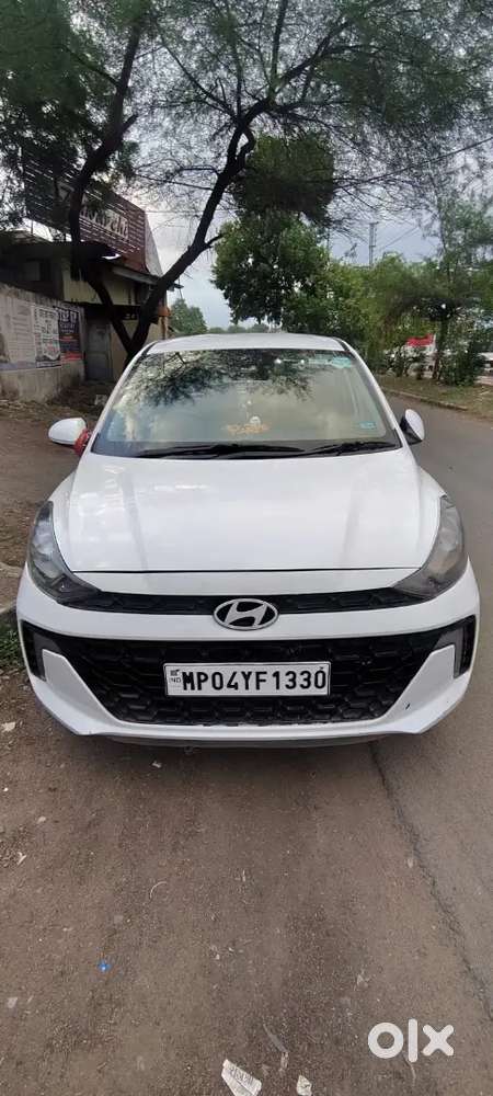 Hyundai Aura 2024 Petrol Well Maintained
