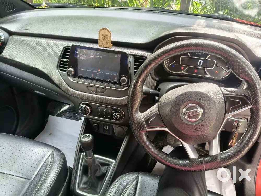 Nissan Kicks Petrol 2021