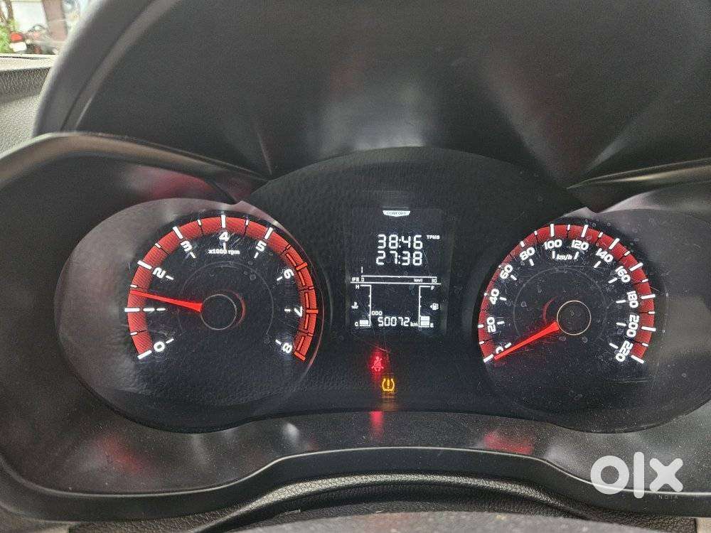 Mahindra Xuv300 W6, 2023, Petrol